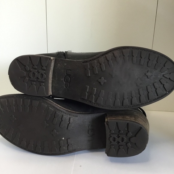 COPY - Ugg Women's Shoes Rugged Black Booties Size 6 - Picture 14 of 16